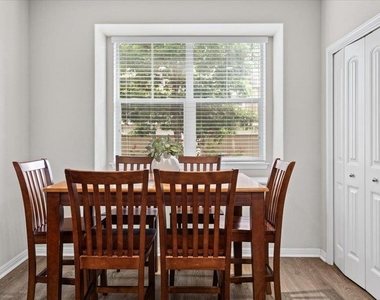 516 E Slaughter Ln - Photo Thumbnail 13