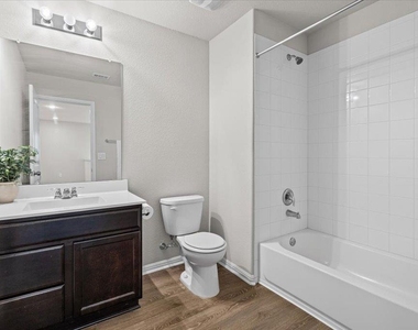 516 E Slaughter Ln - Photo Thumbnail 31