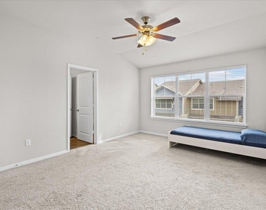 516 E Slaughter Ln - Photo Thumbnail 32