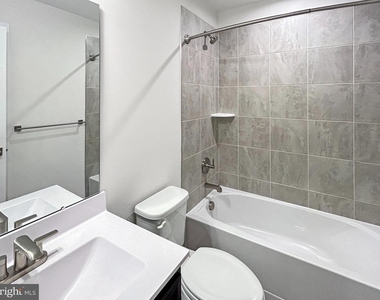 338 Paca Gardens Ln - Photo Thumbnail 13