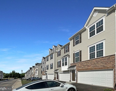 338 Paca Gardens Ln - Photo Thumbnail 19