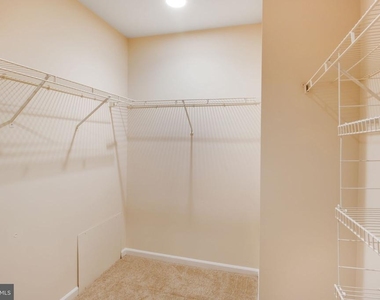 5171 Duke Court - Photo Thumbnail 25