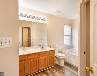 5171 Duke Court - Photo Thumbnail 21