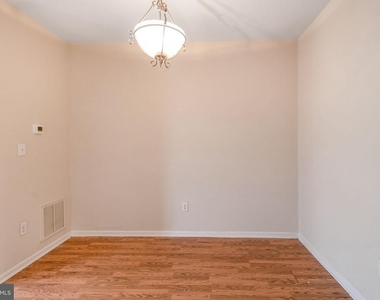 5171 Duke Court - Photo Thumbnail 7