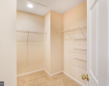 5171 Duke Court - Photo Thumbnail 24