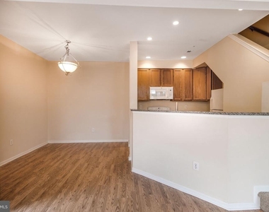 5171 Duke Court - Photo Thumbnail 4