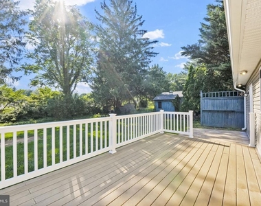 810 Wisteria Drive - Photo Thumbnail 44