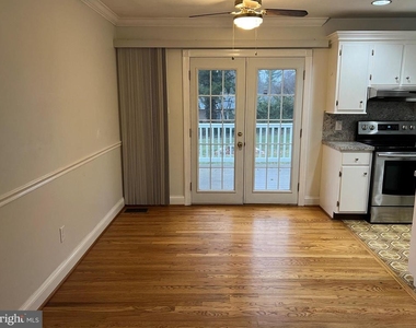 810 Wisteria Drive - Photo Thumbnail 7