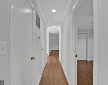 810 Wisteria Drive - Photo Thumbnail 18