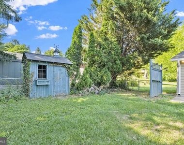 810 Wisteria Drive - Photo Thumbnail 46