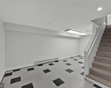 810 Wisteria Drive - Photo Thumbnail 33