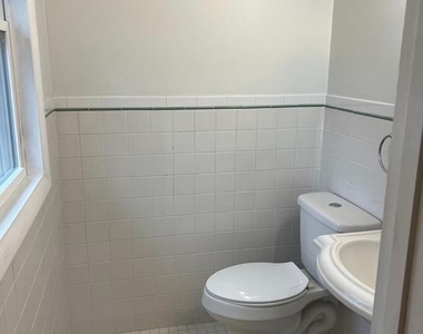 810 Wisteria Drive - Photo Thumbnail 17