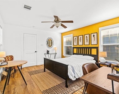 5314 Avenue H St - Photo Thumbnail 12
