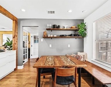 5314 Avenue H St - Photo Thumbnail 6