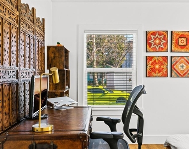 5314 Avenue H St - Photo Thumbnail 18