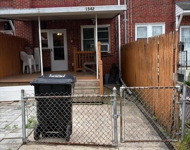 1542 Becklow Avenue - Photo Thumbnail 18