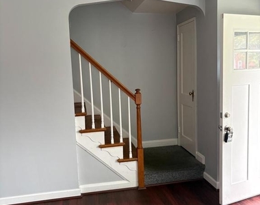 1542 Becklow Avenue - Photo Thumbnail 6