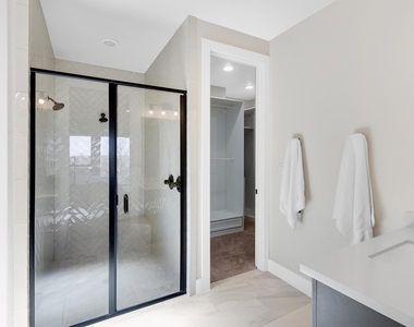 378 Carpenter Hill Drs - Photo Thumbnail 25