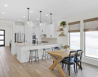 378 Carpenter Hill Drs - Photo Thumbnail 14