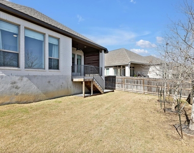 378 Carpenter Hill Drs - Photo Thumbnail 37