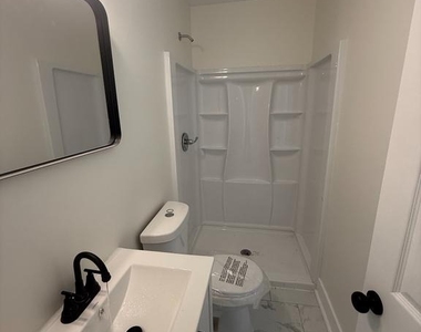 808 Winston Avenue - Photo Thumbnail 11