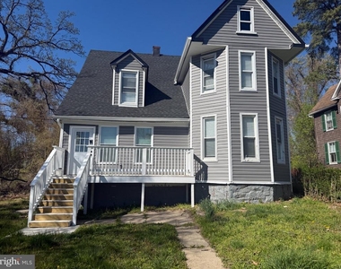 808 Winston Avenue - Photo Thumbnail 2