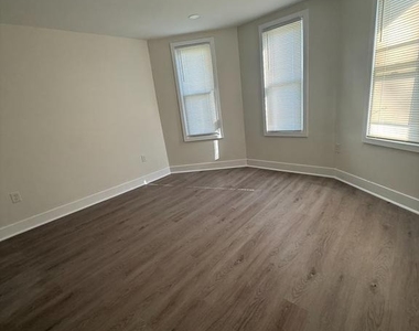 808 Winston Avenue - Photo Thumbnail 29