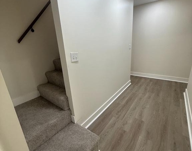 808 Winston Avenue - Photo Thumbnail 21