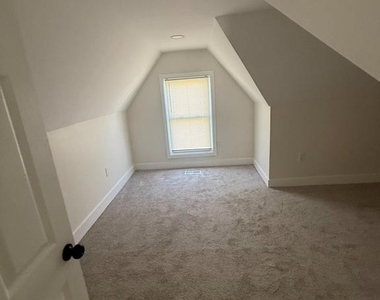808 Winston Avenue - Photo Thumbnail 24