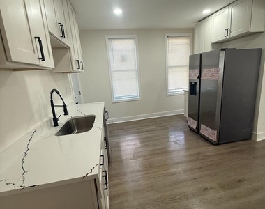 808 Winston Avenue - Photo Thumbnail 8