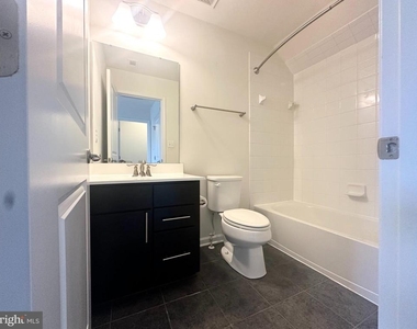 886 S Macon Street - Photo Thumbnail 19