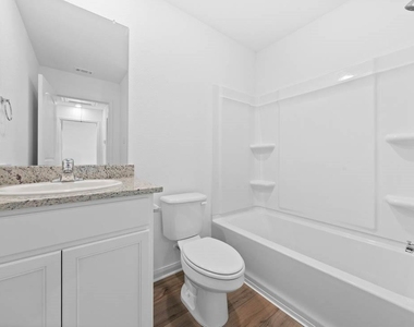 205 Paradise Canyon Dr - Photo Thumbnail 5