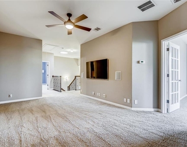 7500 Colina Vista Loop - Photo Thumbnail 19