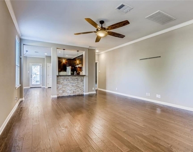 7500 Colina Vista Loop - Photo Thumbnail 2