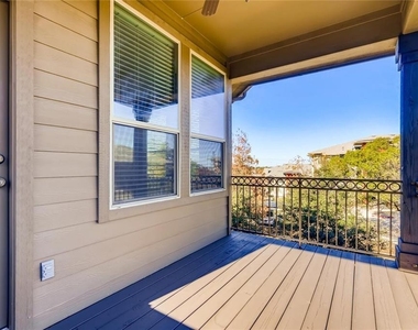7500 Colina Vista Loop - Photo Thumbnail 23