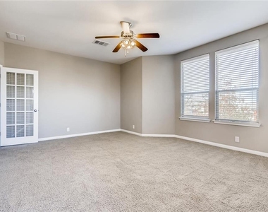7500 Colina Vista Loop - Photo Thumbnail 21