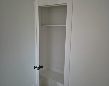 707 N Duncan Street - Photo Thumbnail 12