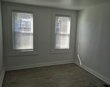 707 N Duncan Street - Photo Thumbnail 11
