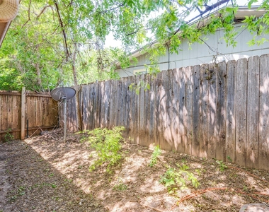 5208 Bogey Ct - Photo Thumbnail 27
