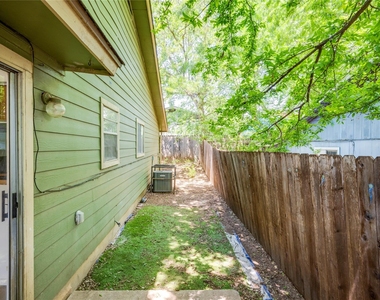 5208 Bogey Ct - Photo Thumbnail 23