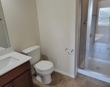 127 Trailside Ln - Photo Thumbnail 15