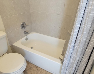127 Trailside Ln - Photo Thumbnail 10