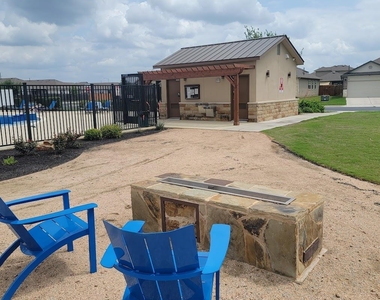 127 Trailside Ln - Photo Thumbnail 20