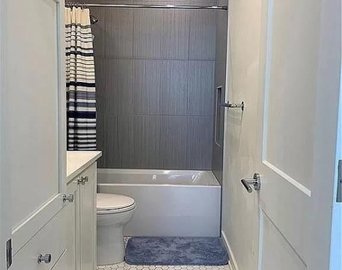 2519 Sutherland St - Photo Thumbnail 6
