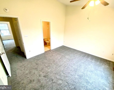1468 Nestlewood Court - Photo Thumbnail 11