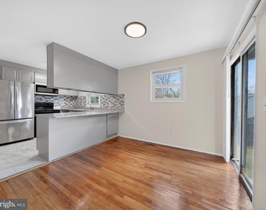 3397 Fountain Green S - Photo Thumbnail 10