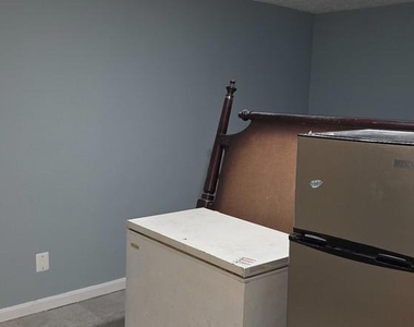 323 Lindera Court - Photo Thumbnail 54