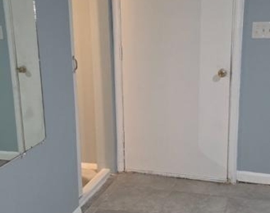 323 Lindera Court - Photo Thumbnail 28