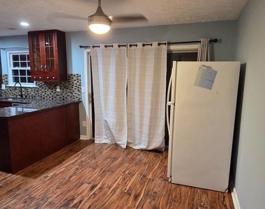 323 Lindera Court - Photo Thumbnail 33