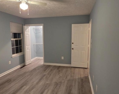 323 Lindera Court - Photo Thumbnail 50